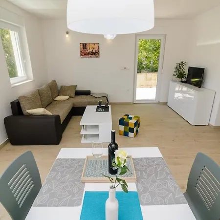 Apts Mali Princ - Modern And Comfortable דירה *