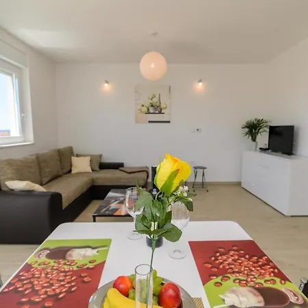 Apts Mali Princ - Modern And Comfortable דירה *