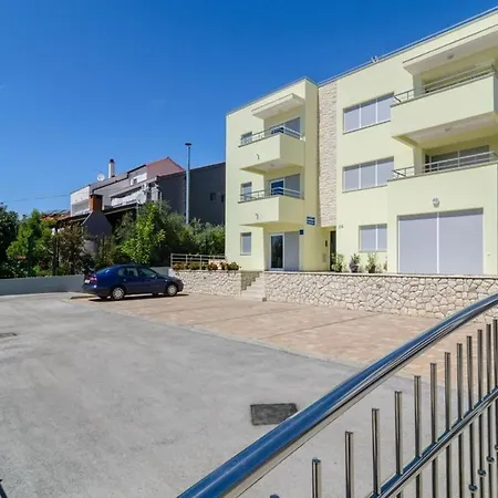 Apts Mali Princ - Modern And Comfortable