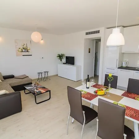 Apts Mali Princ - Modern And Comfortable * Zadar