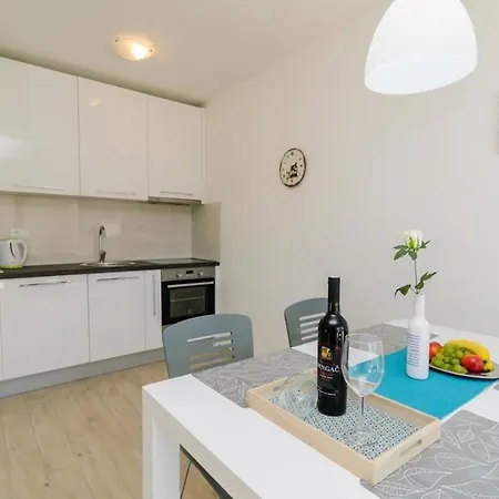 Apts Mali Princ - Modern And Comfortable *